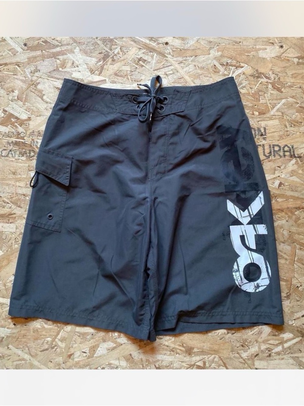 Oakley Men's Dark Grey Boardshort Swim trunks with Black Graphic logo